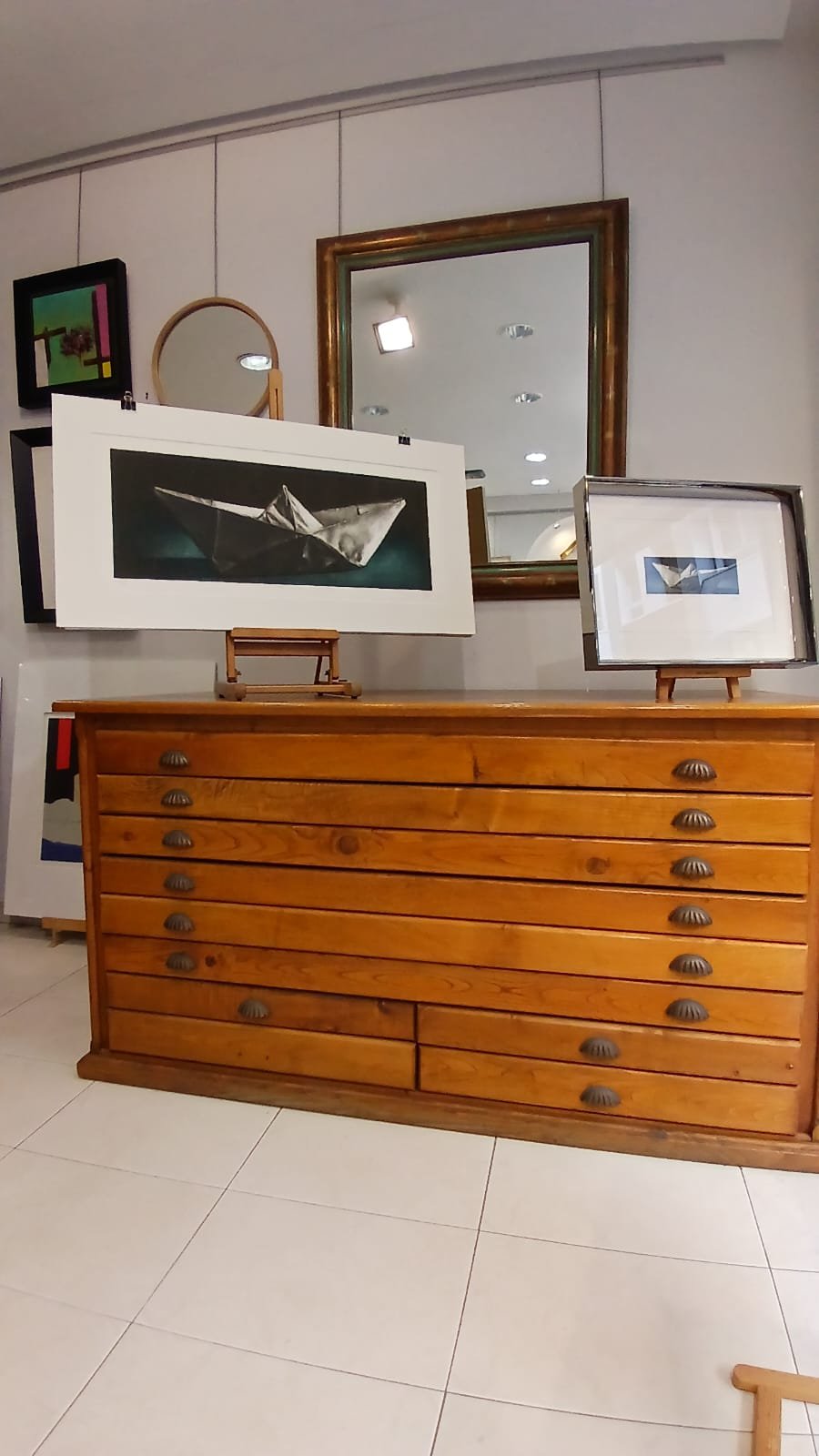 Obra de Ramiro Undabeitia — Barco de papel